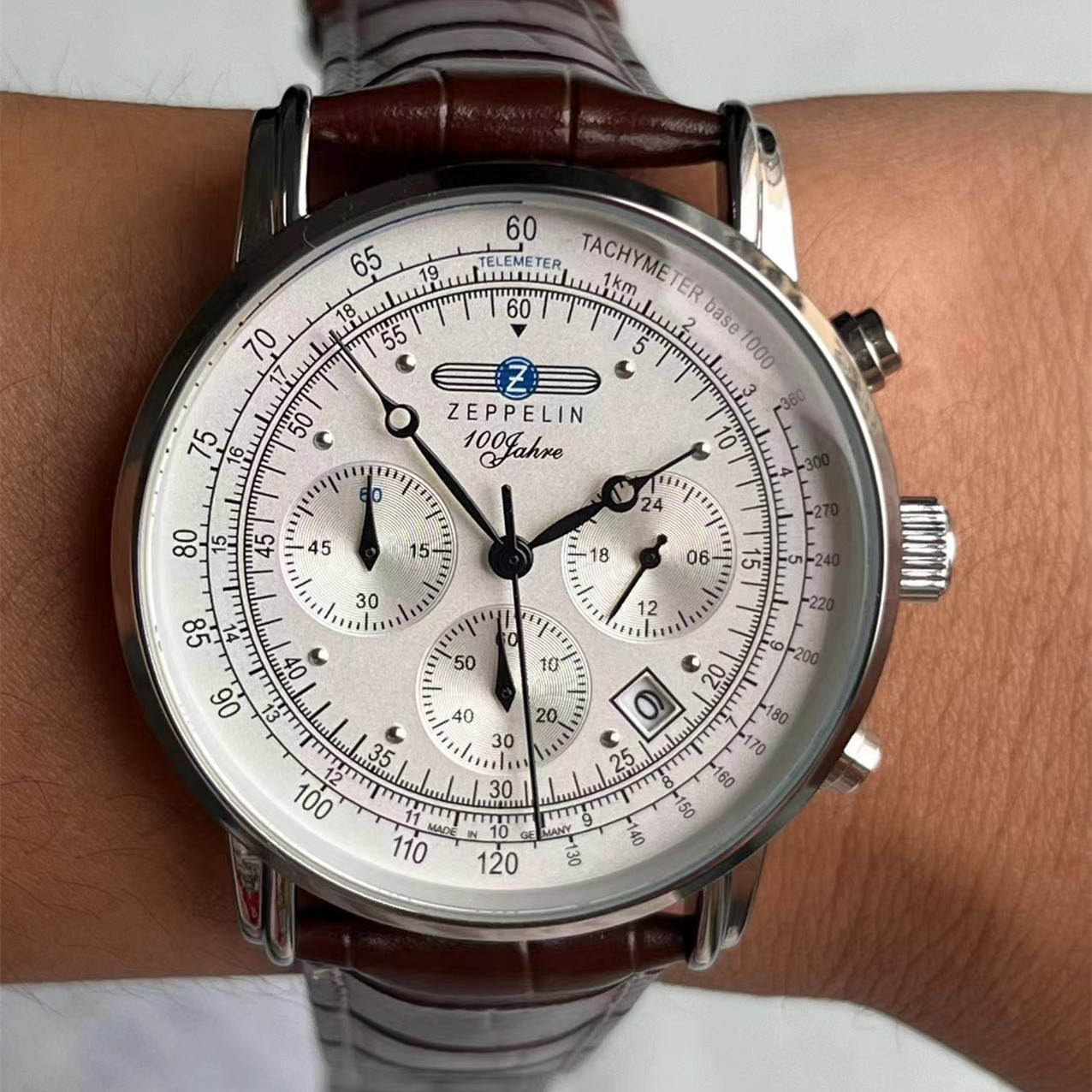 Smartwatch Touch - New Zeppelin Series Automatic Date Leather
